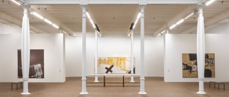 6. sala principal de la fundacio antoni tapies c roberto ruiz 2023 768x326